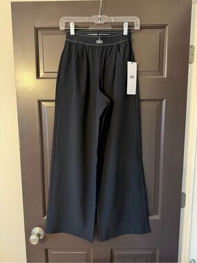 ALO Yoga Suit Up Trouser XXS Short Black Wide-Leg Lounge Pants NWT New